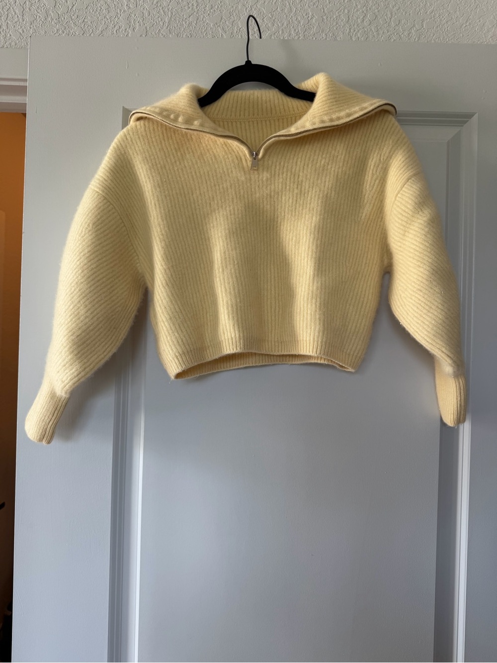 100%Cashmere Butter Yellow Half-Zip Cropped Sweater